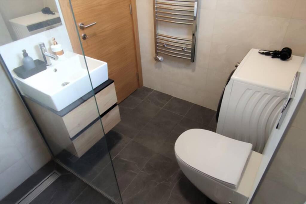 Snp City Center Lux Nowy Sad Zewnętrze zdjęcie
